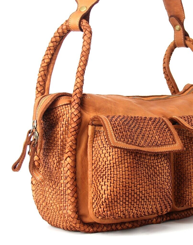 BZNA Handtasche Yeliz Taupe Designer Schultertasche Tasche mit Vordertaschen - B Z N A