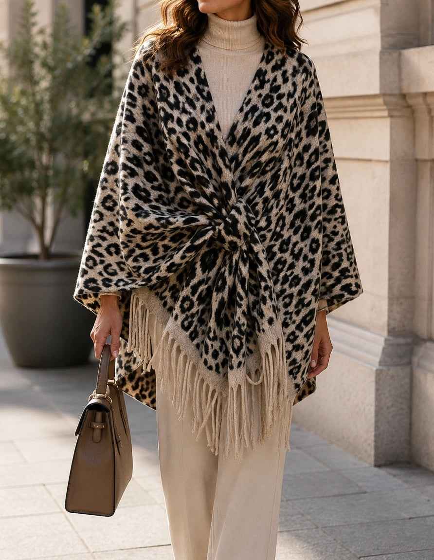 BZNA Strickponcho in Weiß - Wolltuch mit Fransen - Poncho MADE IN ITALY