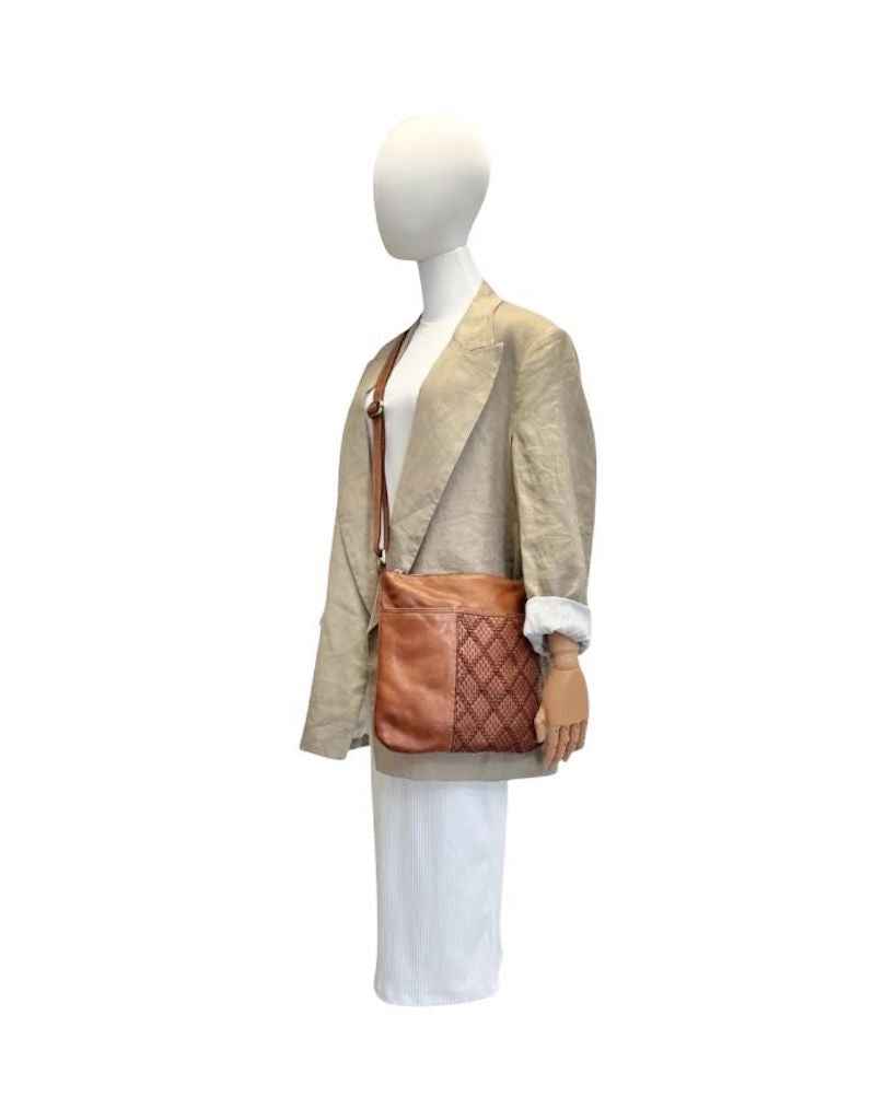 BZNA Schultertasche Elif Cognac Italy Designer Handtasche Ledertasche Umhängetasche