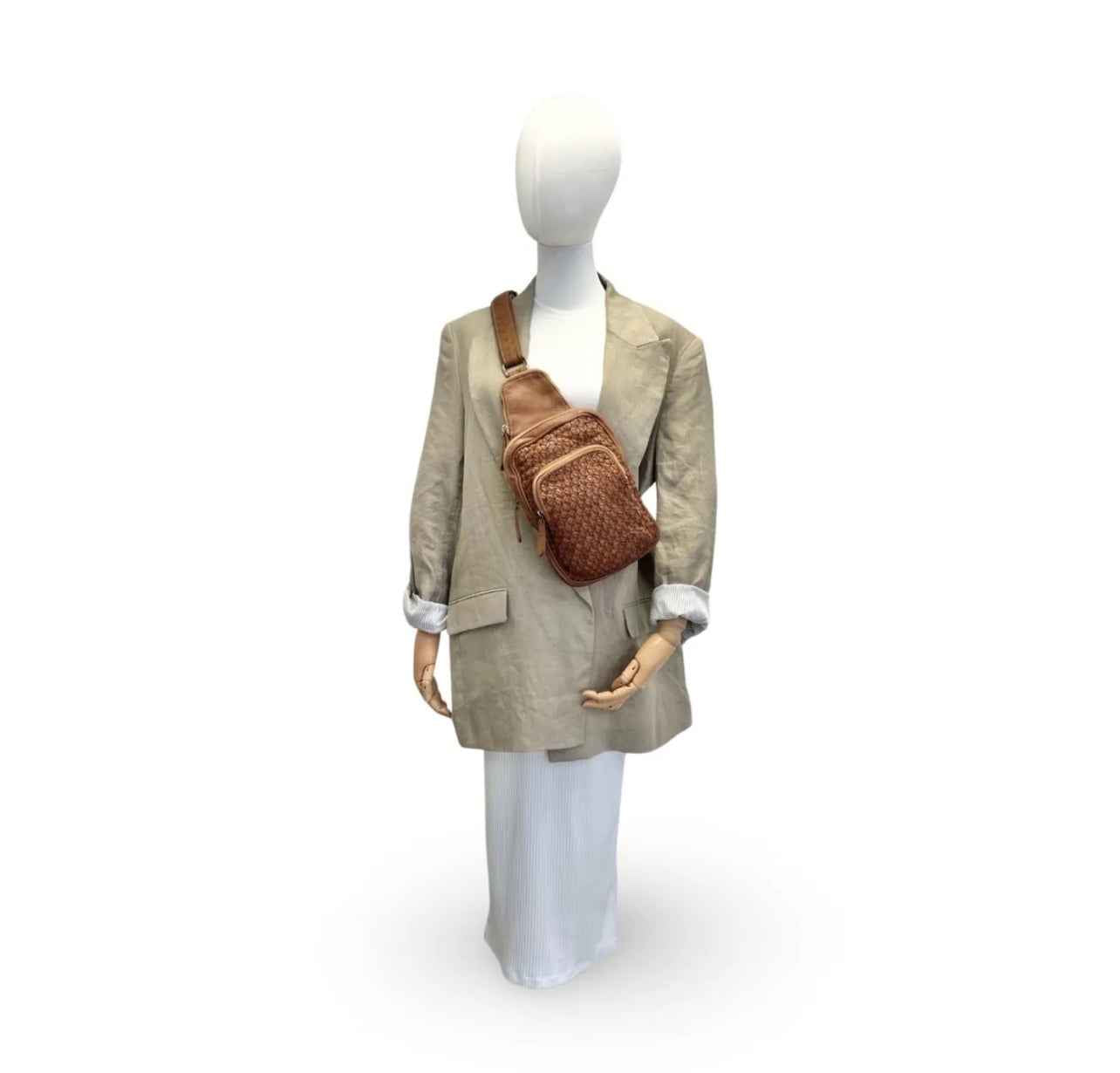 BZNA Bag Jola Cognac Italy Designer Leder  Designer Gürteltasche Umhängetasche