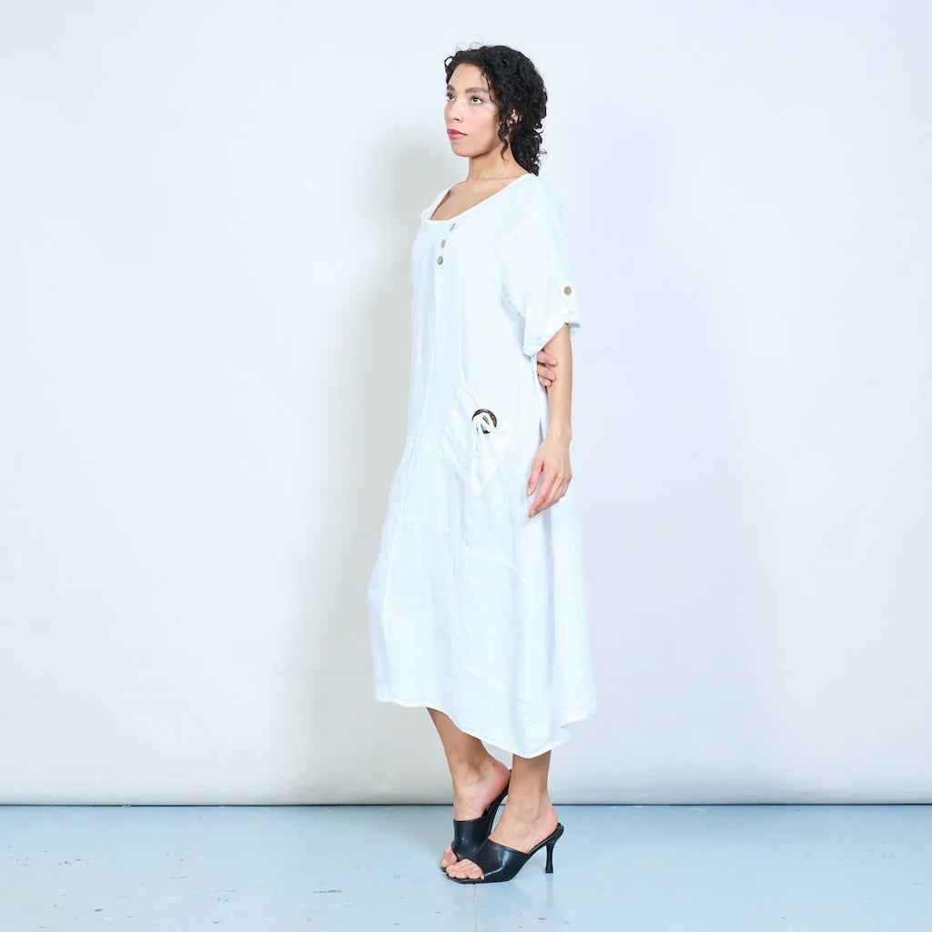 BZNA Sommerliches Leinen Midikleid mit seitlicher Schnürung und Knopfdetail oneSize: 34-42