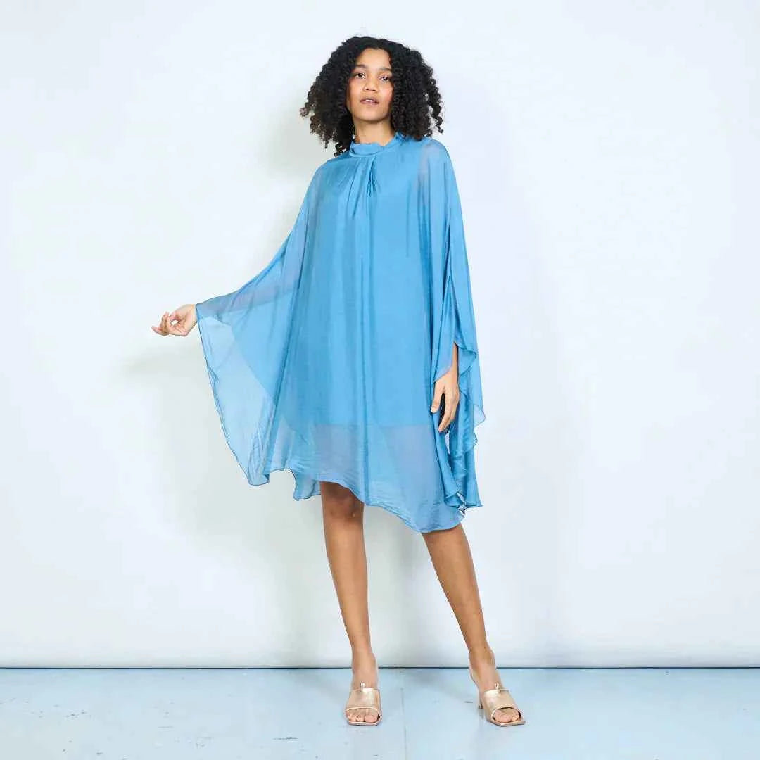 BZNA Kleid fließend fallendes Midikleid mit Stehkragen und Akzent am Rücken oneSize