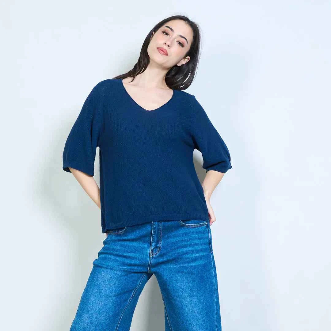 BZNA Berlin weich drapiertes Strickoberteil mit V-Ausschnitt oneSize