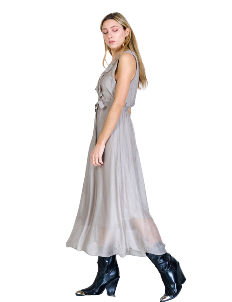 BZNA Ibiza Kleid light Taupe Seidenchiffon langes Kleid mit Rüschen Seidenkleid oneSize