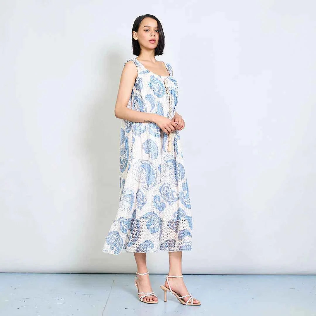 BZNA Sommer Weiß Paisley Textured Smocked Gurt Long Kleid mit geflochtenem Quasten oneSize
