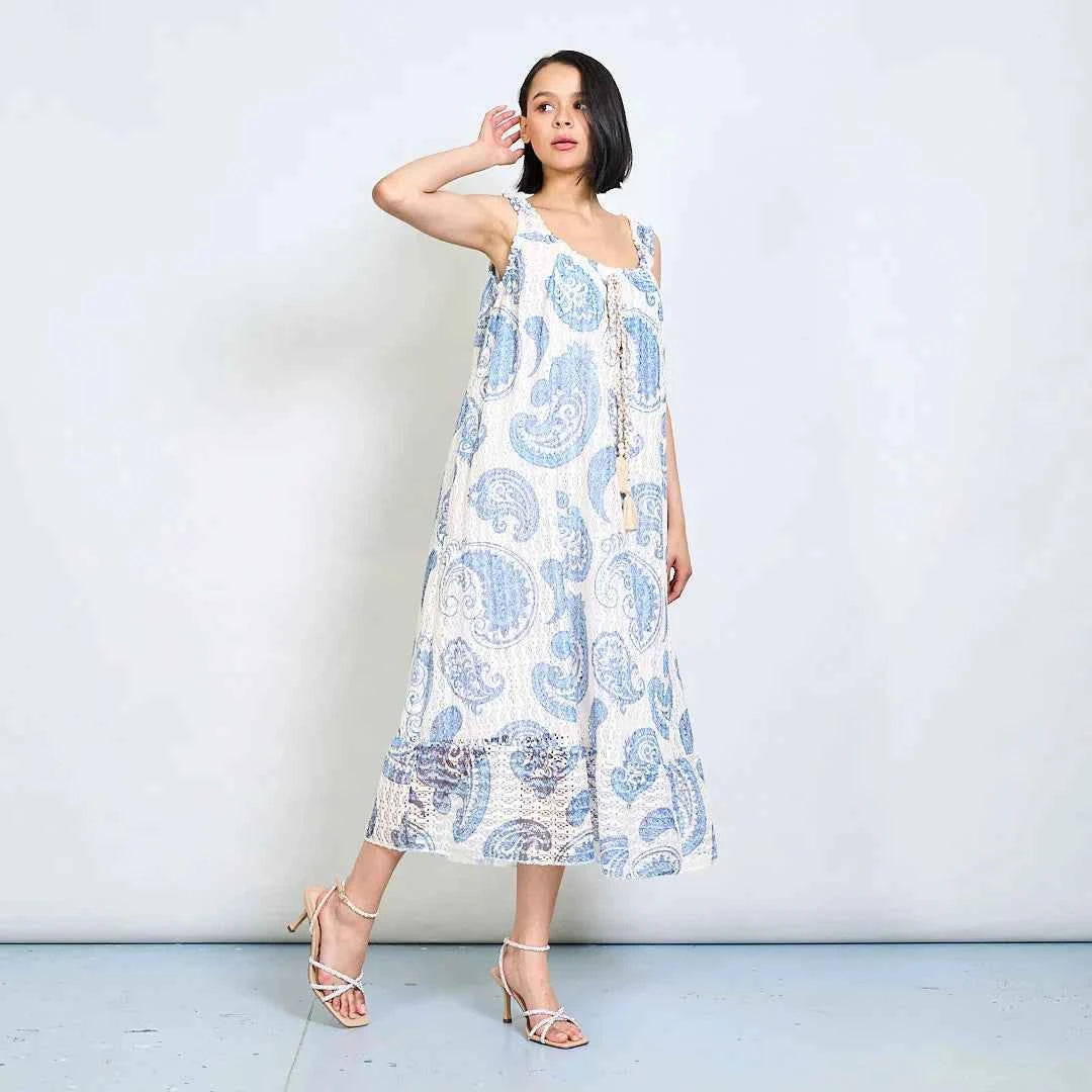 BZNA Sommer Weiß Paisley Textured Smocked Gurt Long Kleid mit geflochtenem Quasten oneSize