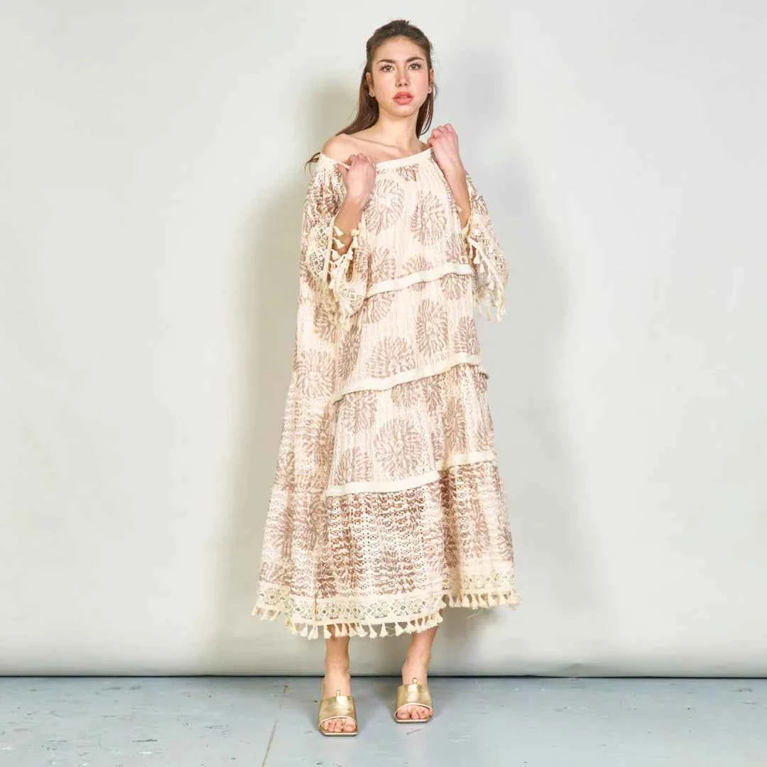 BZNA Sommer BOHO Blumen übergroße gestufte Kleid mit Quasten oneSize