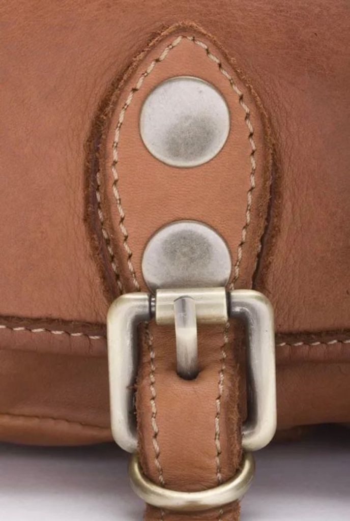 BZNA Schultertasche Taina Bordeaux Italy Designer Handtasche Ledertasche Umhängetasche - B Z N A