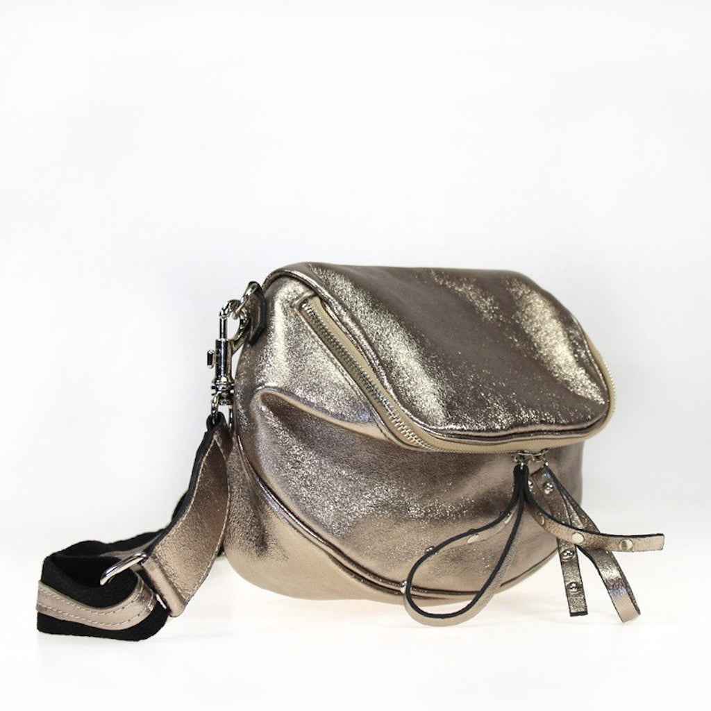 BZNA Bag Yael Fuxia Metalicca Leder Italy Damen Funny Bag Clutch Handtasche Schultertasche